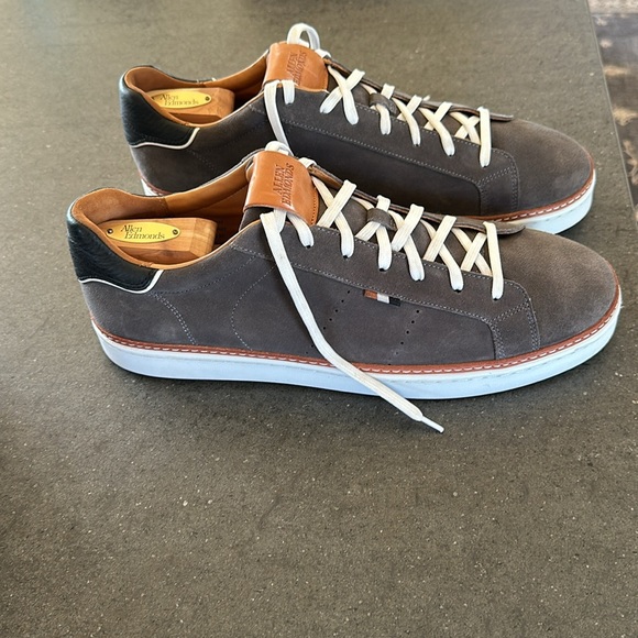 Allen Edmonds Port Washington 1922 Men's Suade Casual Shoes - Picture 3 of 9